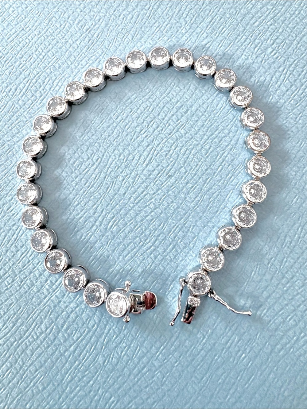 Crystal Tennis Bracelet set in Sterling Silver with Swarovski round stones NEW